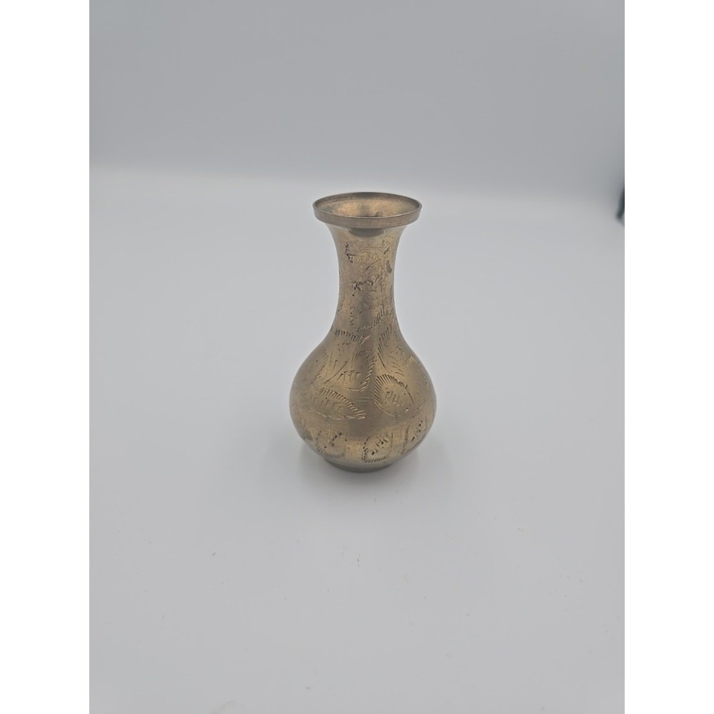 Solid Carved Brass Flower Bud Vase Vintage, Made in‎ India 3.5 Inches